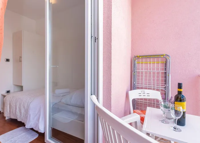 Lovorka Apartment