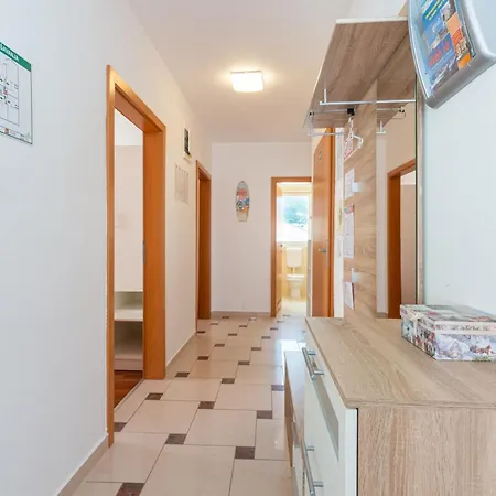 Lovorka * Baška