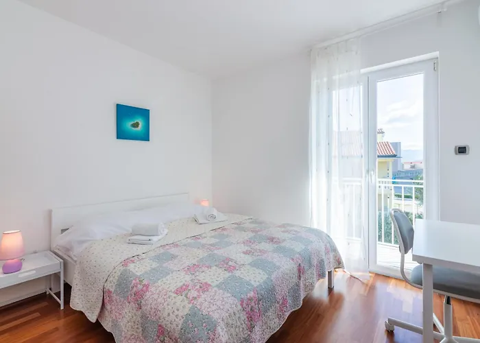 Lägenhet Lovorka Baška