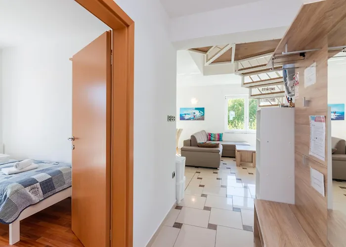 Lovorka Lägenhet Baška